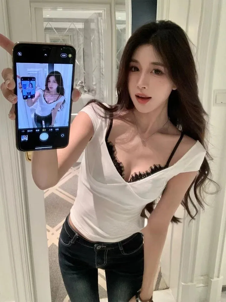 Aiertu Women Vintage Tees Chic Short Sleeve Soft Square Collar Crop Top Casual Loose Fashion Office Lady Lace T-Shirts Coquette Grunge