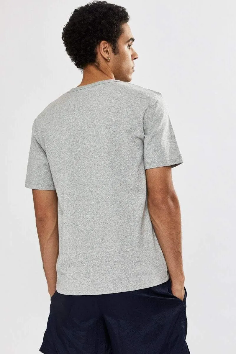 CHAMPION HERITAGE SCRIPT TEE - GREY