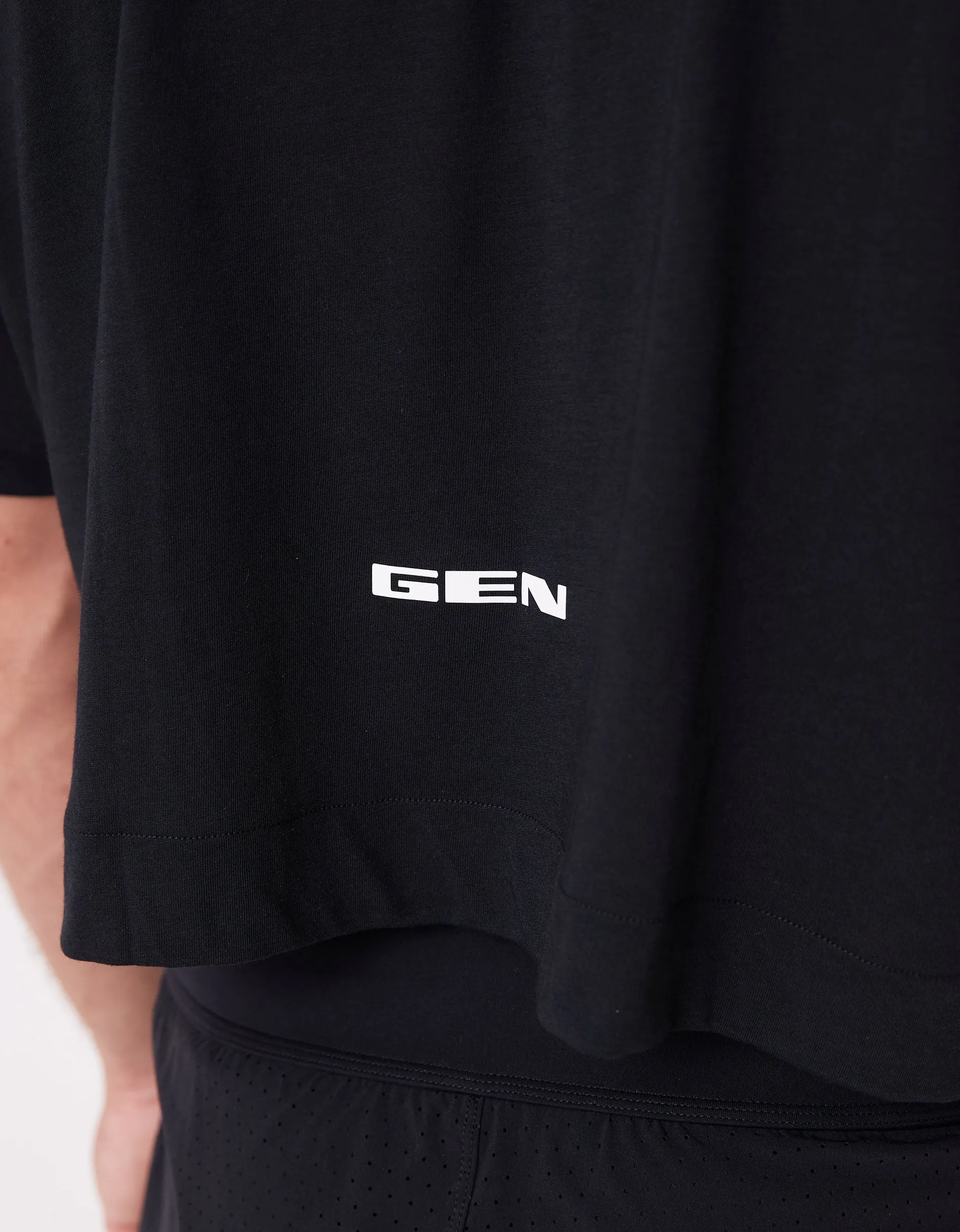 Mens Oxy Float Crop Tee Black