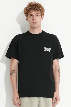 MISFIT SHAPES DILL PEPPERS 50-50 SS TEE - PIGMENT BLACK MISFIT SHAPES DILL PEPPERS 50-50 SS TEE - PIGMENT BLACK