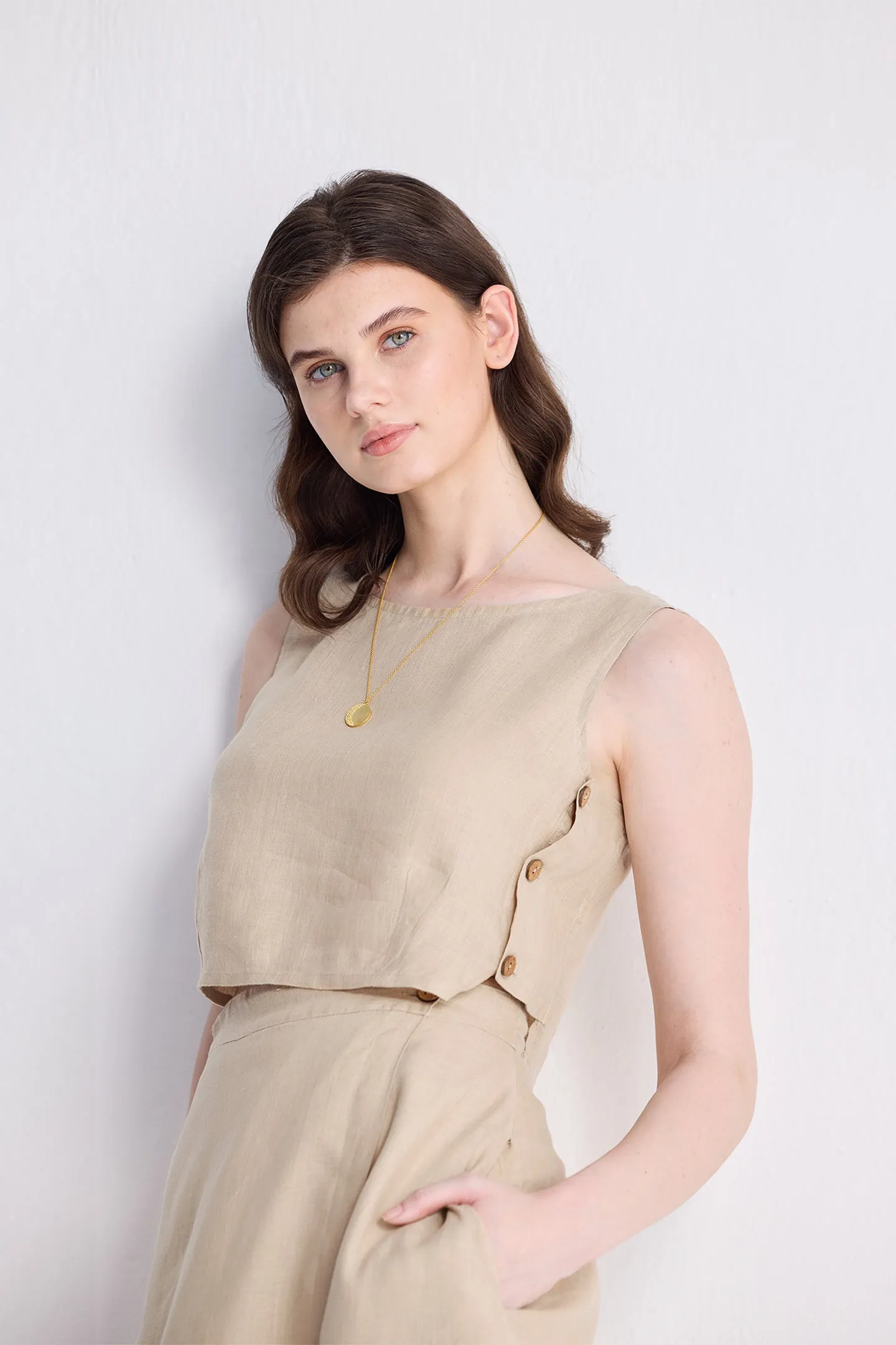 Reistor Boxy Crop Top in Neutral Beige | NEW COLLECTION
