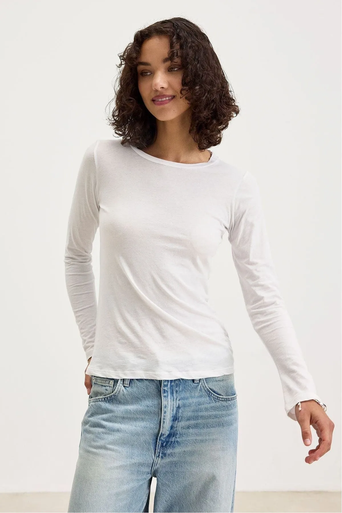 Velvet by Graham & Spencer Zofina Fitted Long Sleeve Gauzy Whisper Crew Neck Tee Shirt | White
